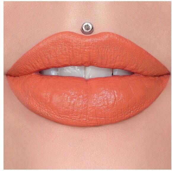 Wyoming Iced Tea Jeffree Star Velvet Trap Lipstick - Picture 7 of 8